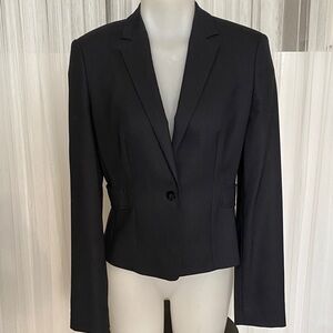Boss Hugo Boss Classic Black Women's Short Blazer Size 6